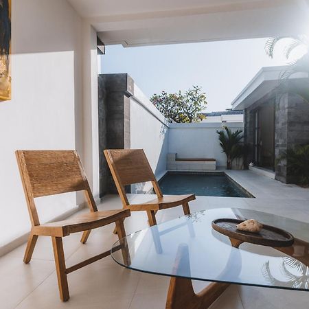 Aster Villa Seminyak Luaran gambar