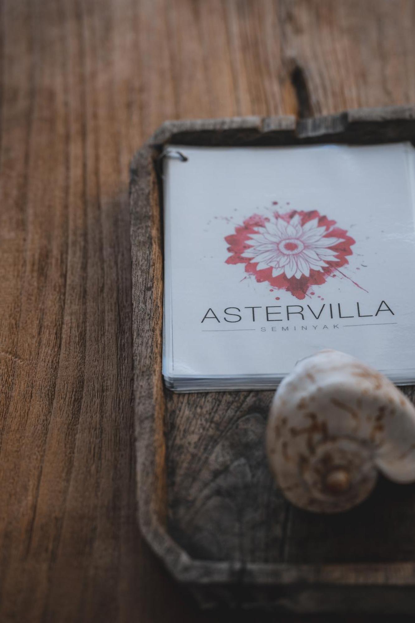 Aster Villa Seminyak Luaran gambar